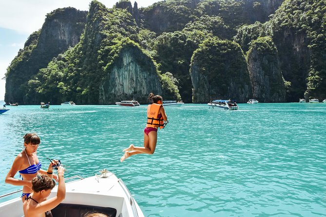 12 Islands Overnight Tour - From Phuket to James Bond Island: Phang Nga Bay’s Big Views