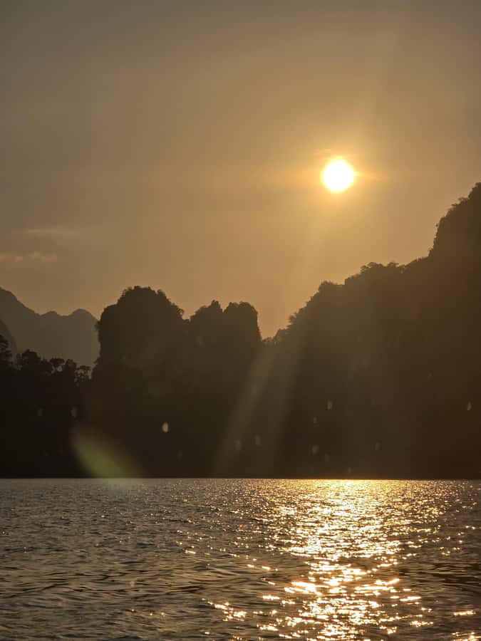 2 Days Khao Sok with Overnight at Cheow Lan Lake Raft House - Checking in: sleeping in a modern raft house at Cheow Lan