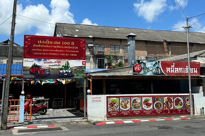2 Hours Phuket Old Town Street Food Walking Tour - What to wear, bring, and do right now