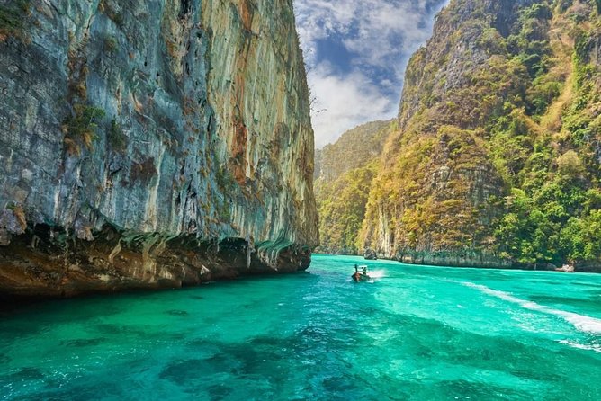 Blu Anda Catamaran to Phi Phi from Phuket - Price and value: what $128.95 includes (and why it can be worth it)
