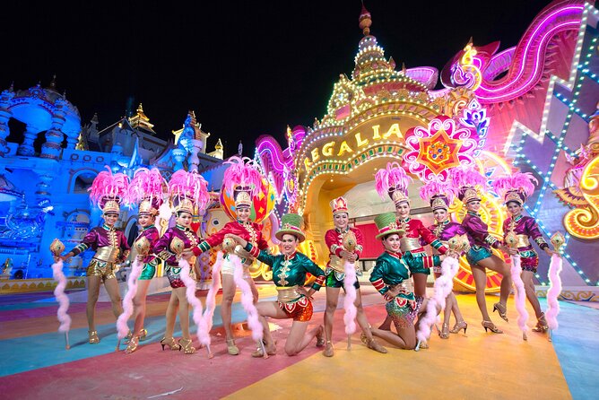 Carnival Magic Show Phuket - Carnival Magic After Dark: Kingdom of Lights on 40 Acres