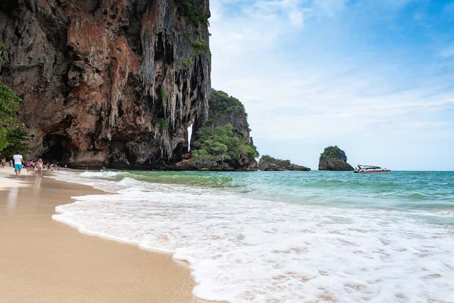 Early Bird Krabi 4 Islands from Phuket/Khaolak - Early Bird Timing From Phuket or Khao Lak: The Beat of the Day