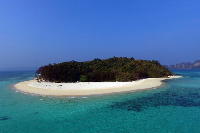 Exclusive Small Group Phi Phi Islands Sunrise or Day Trip - Phi Phi Holiday Resort lunch at Phi Phi Don: the calm break