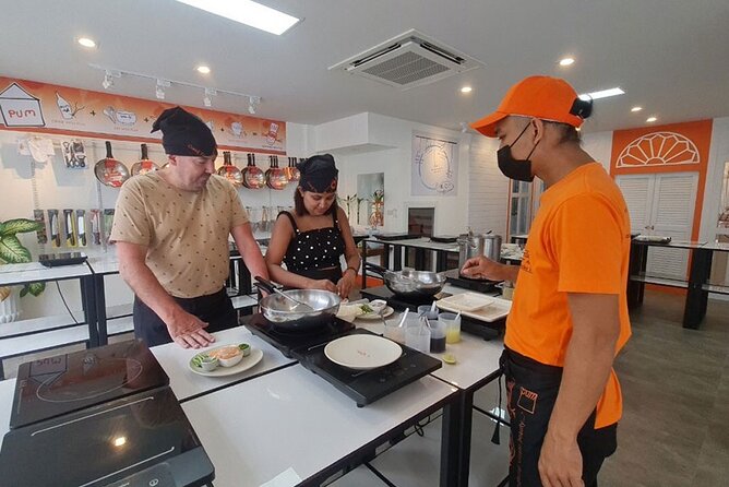 Express Thai Cooking Class in Phuket - The Setting: Pum Thai Restaurant & Cooking School in Patong