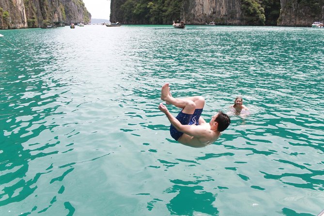 From Khao Lak : Full-Day Private Phi Phi Islands Speedboat Charter - Timing, meeting point, and how the day actually starts