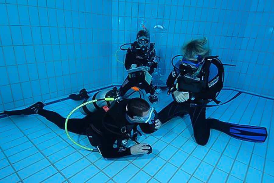 From Phuket: 3-Day SSI/PADI Open Water Diver Certification - Equipment, depth, and the skill limit you should plan around