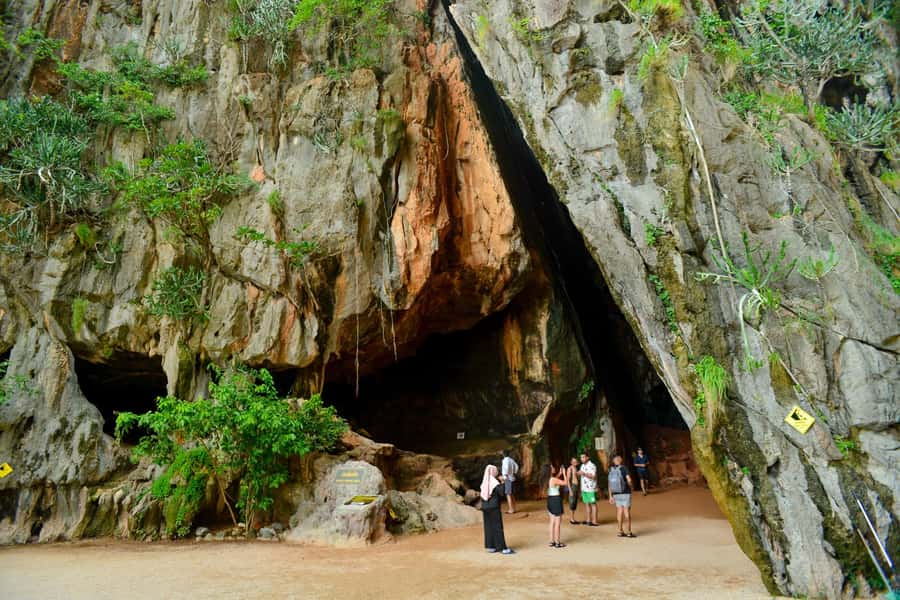 From Phuket: James Bond & Phang Nga Bay Tour by Longtail - Guides and Group Energy: What You Can Expect