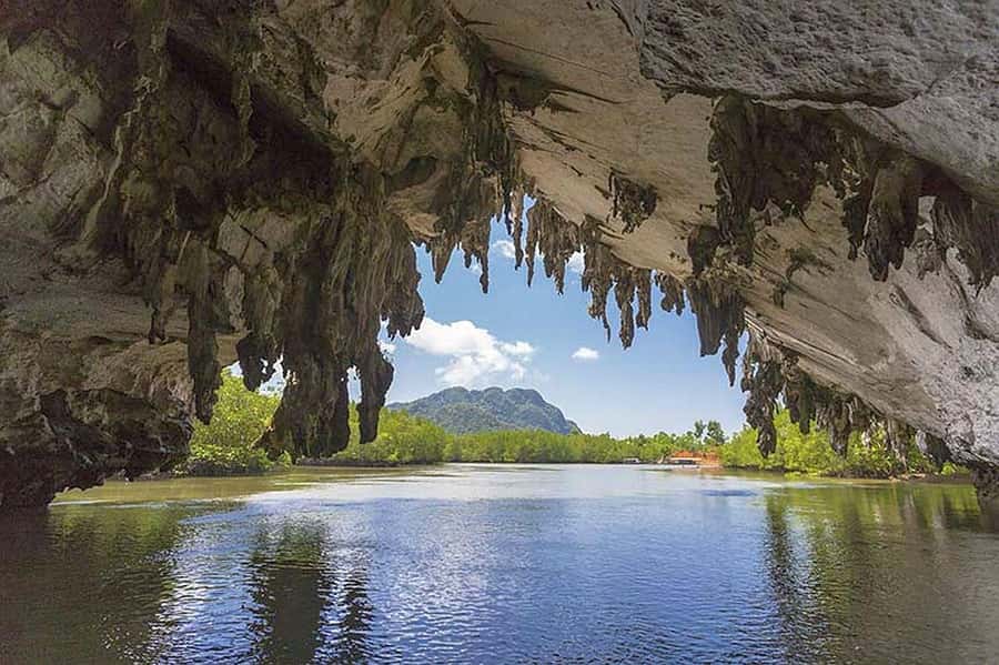 From Phuket: James Bond Sunset Boat Tour & Canoe Adventure - What to bring for a wet, moving canoe day in Phang Nga