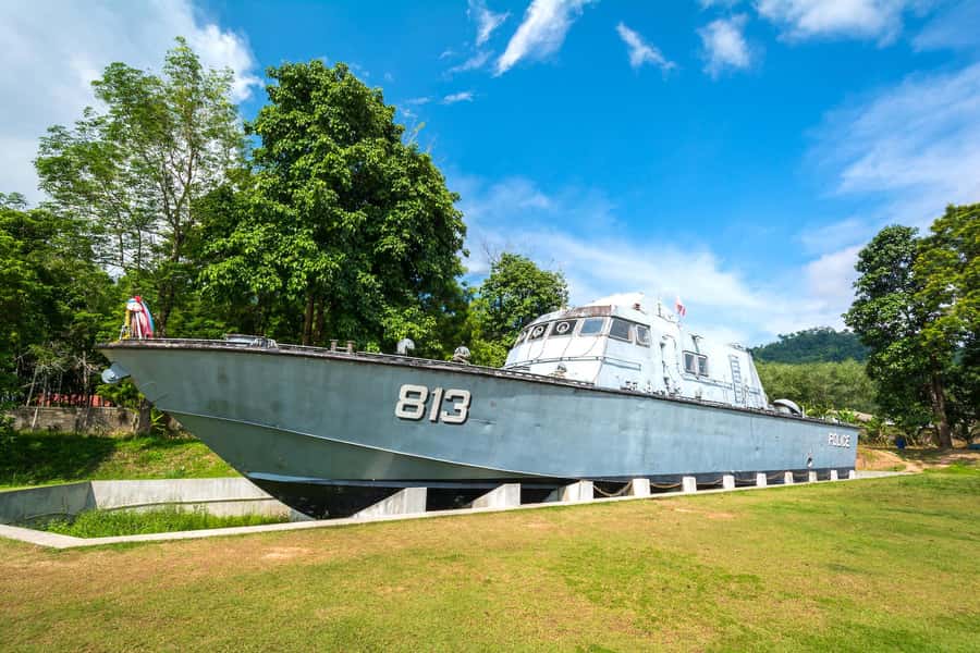 From Phuket: Khao Lak Highlights Full-Day Tour - Sea Turtle Conservation Center: navy rehab you can actually see