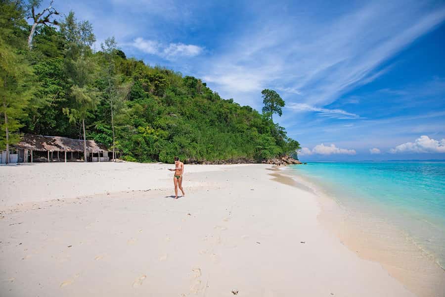 From Phuket: Lazy Snorkel & Explore at Bamboo & Phi Phi - Pileh Lagoon: Swimming, Snorkeling, and Paddleboarding Time