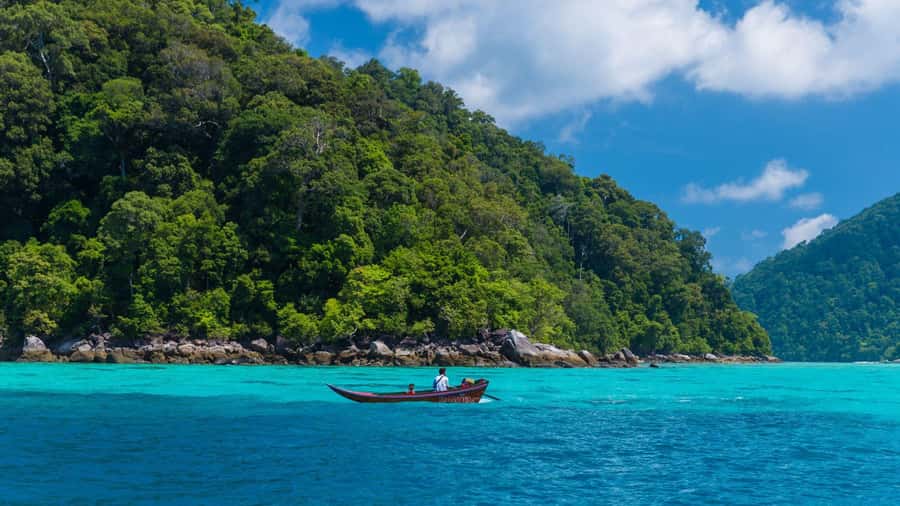 From Phuket or Khaolak: Surin Islands Day Trip - Boat Comfort, Rough Sea Risk, and Smart Packing