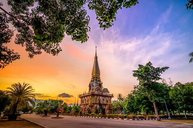 Half Day City Tour Phuket - Phuket Weekend Night Market (afternoon tours): shopping with a clock on it