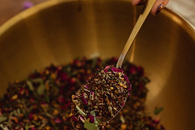 Holistic Ayurveda & Naturopathy Wellness Session - Setting and Timing: What the Phuket Experience Is Like