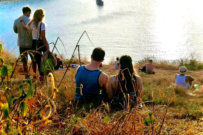 Iconic Sunset Safari with Monkey Hill & Street Food Experience - Who this sunset safari suits best