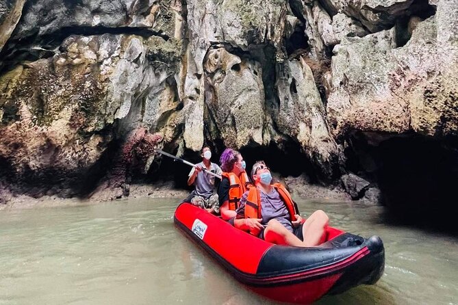James Bond Island Day Tour with Kayaking Experience by Speed Boat from Phuket - Panyee Island: lunch on a floating restaurant and a breather