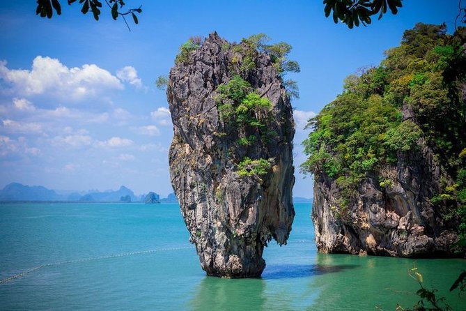 James Bond Island & Koh Yao Yai Day Trip: Speedboat from Phuket - Getting to the Islands: Royal Phuket Marina to Hong Island