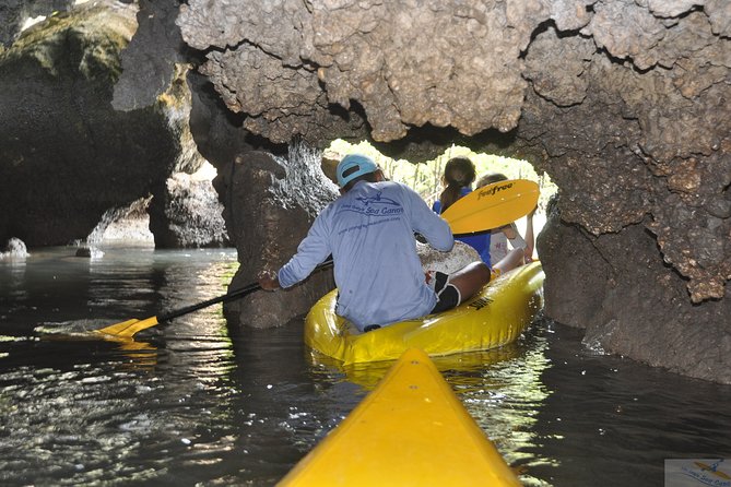 John Gray's Sea Canoe Hong by Starlight Tour - What the Sea Canoe Day Feels Like: Small Groups and On-Water Paddling