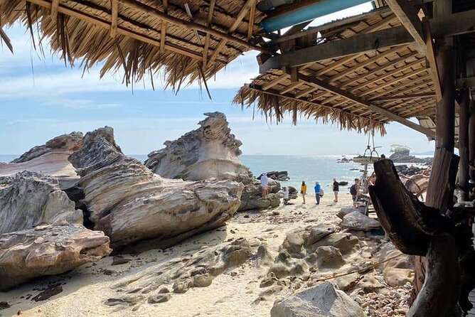 Khai Islands Speedboat Trip Half Day Tour - Stop 3: Khai Nai for Cat Feeding, Photos, and Relaxing (About 50 Minutes)