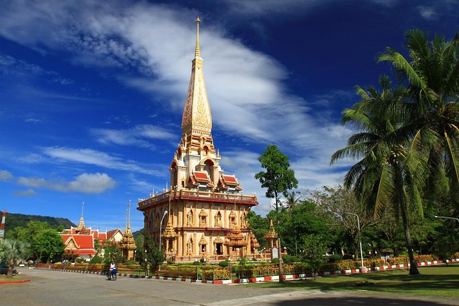Landmark City Tours with Viewpoints & Monkey Hill "Must" to See - The snack and cashew (and why some days change)