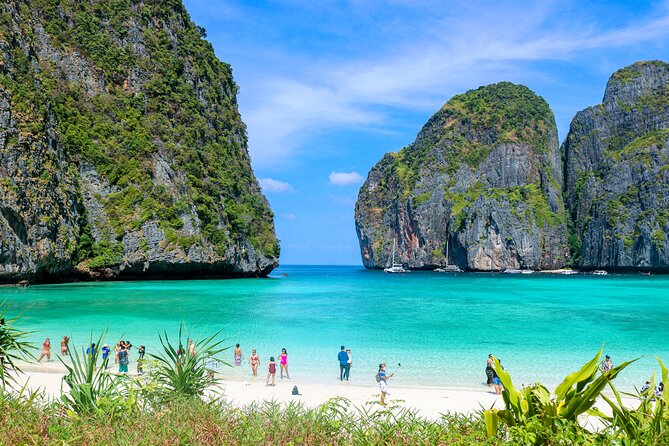 Maya Bay, Phiphi Island & Khai Day Trip with transfer from Phuket - Maya Bay: Famous Photos, Park Fee on Arrival, and One Hour to Enjoy
