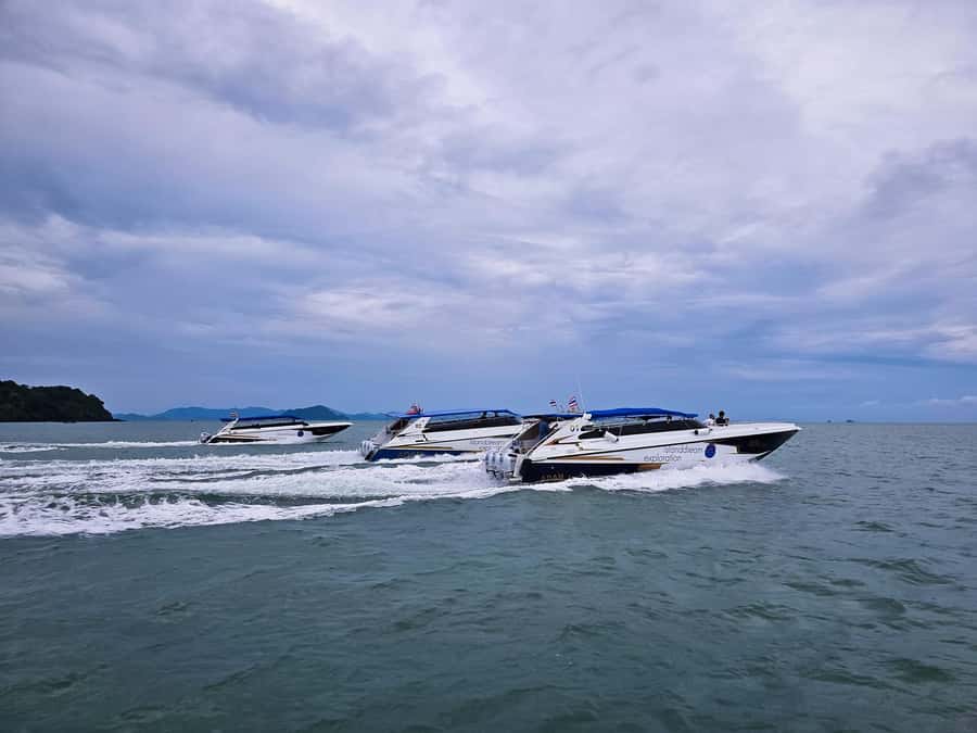 Phang Nga Bay: James Bond Island Kayak and Snorkeling Tour - Tham Lot Cave canoeing: calm water, close walls
