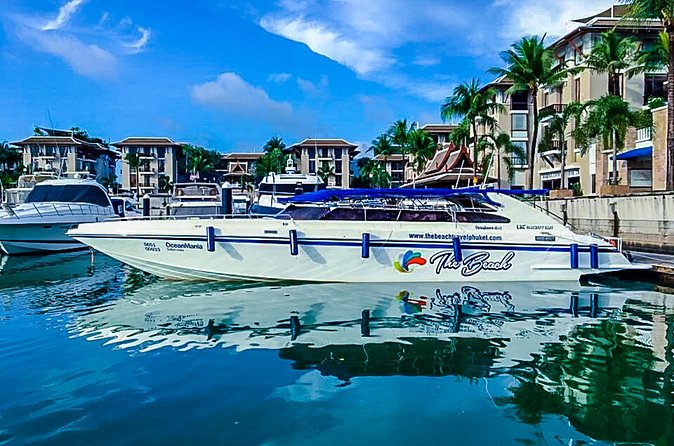 Phi Phi 6: Amazing trip by speedboat, start at Sunrise - Snorkeling gear included: what to expect in the water