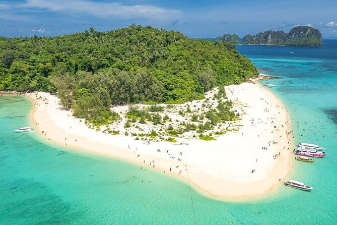 Phi Phi Bamboo Islands Fullday - Premium - Why this Phi Phi + Bamboo day feels premium at sea