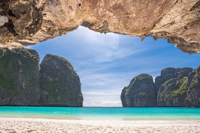 Phi Phi Bamboo Islands Fullday - Premium - Royal Phuket Marina to the islands: how the day actually flows