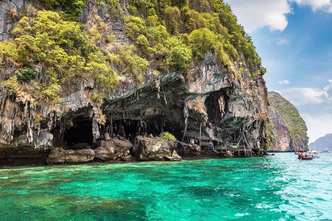 Phi Phi & Bamboo Islands Snorkeling Tour w/ Fins by Speedboat - Pileh Bay and the lagoon swimming stop (40 minutes)