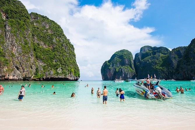 Phi Phi Island Big Boat Tour – Snorkeling, Beaches & Scenic Views - Boat Size, Group Size, and Comfort: Why This One Feels Better for Families