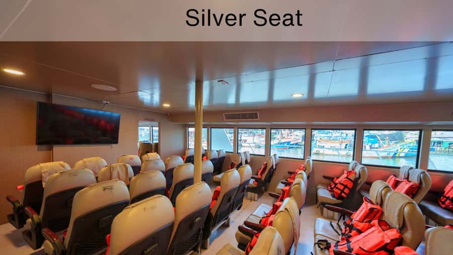 Phi Phi Island Highlights: Cruise, Snorkel & Buffet Lunch - Snorkeling time on Phi Phi Islands: this is where the day pays off