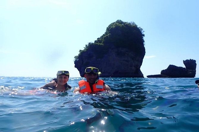 Phi Phi Island Viking Cave Monkey Beach Khai Island Tour from Phuket - What makes this day trip feel good: guide energy and organization