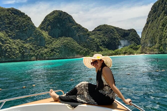Phi Phi Islands and Khai Islands Snorkeling Tour By Speedboat From Phuket - Ko Phi Phi Don and Ton Sai Beach: When the Day Switches From Water to Food