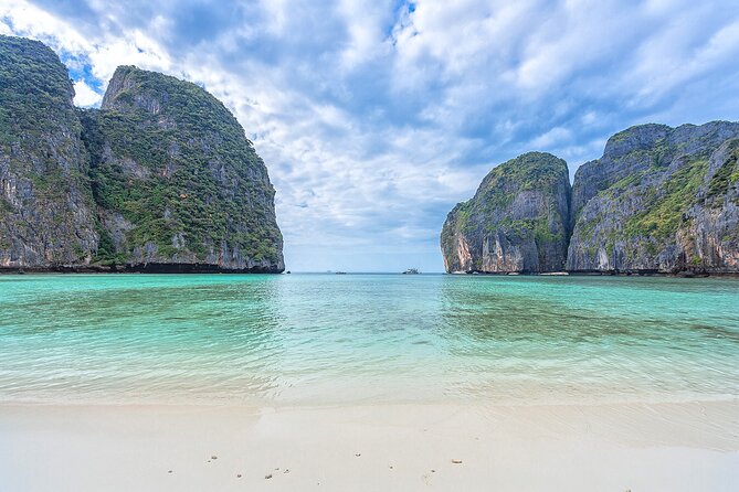 Phi Phi Islands and Khai Islands Snorkeling Tour By Speedboat From Phuket - Koh Khai Nai: The White-Sand Finish That Feels Like a Vacation