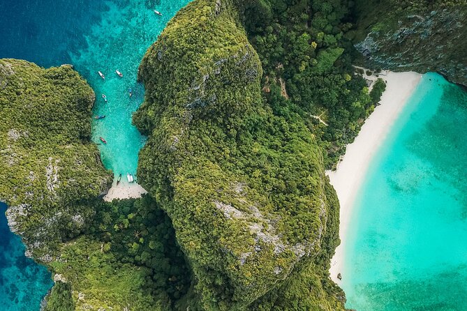 Phi Phi + James Bond islands Full day - Combo - Bamboo Island snorkeling and the long sand stretch