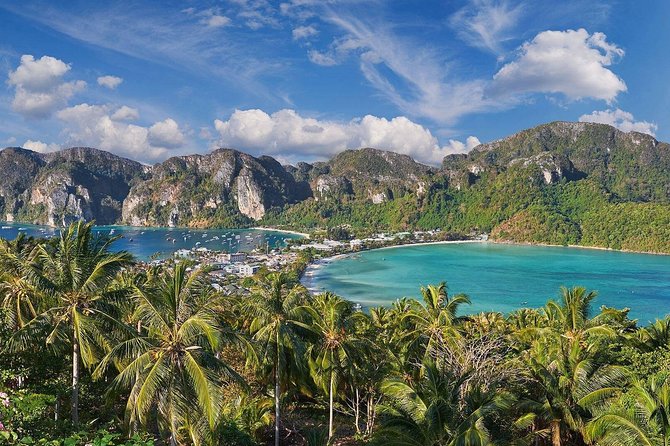 Phi Phi , Khai & Maya : Unforgettable Island Hopping by Speedboat - Pileh Bay Lagoon: where the swim window matters