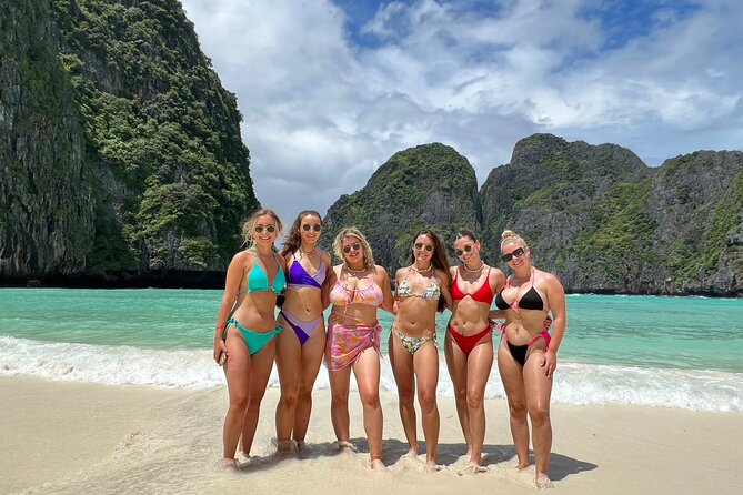 Phi Phi, Maya Bay, Khai Island & Seaview Lunch PREMIUM TRIP - Phi Phi Don and lunch: the break that keeps the day enjoyable