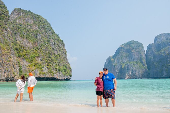 Phi Phi Snorkeling Early Day Trip, Speedboat - Phuket Sail Tours - Lunch on Phi Don: a real break, not just a sandwich