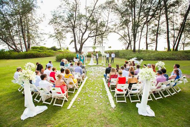 Photographer for wedding in all location of Thailand - Phuket setting: how to get the best portraits without over-planning