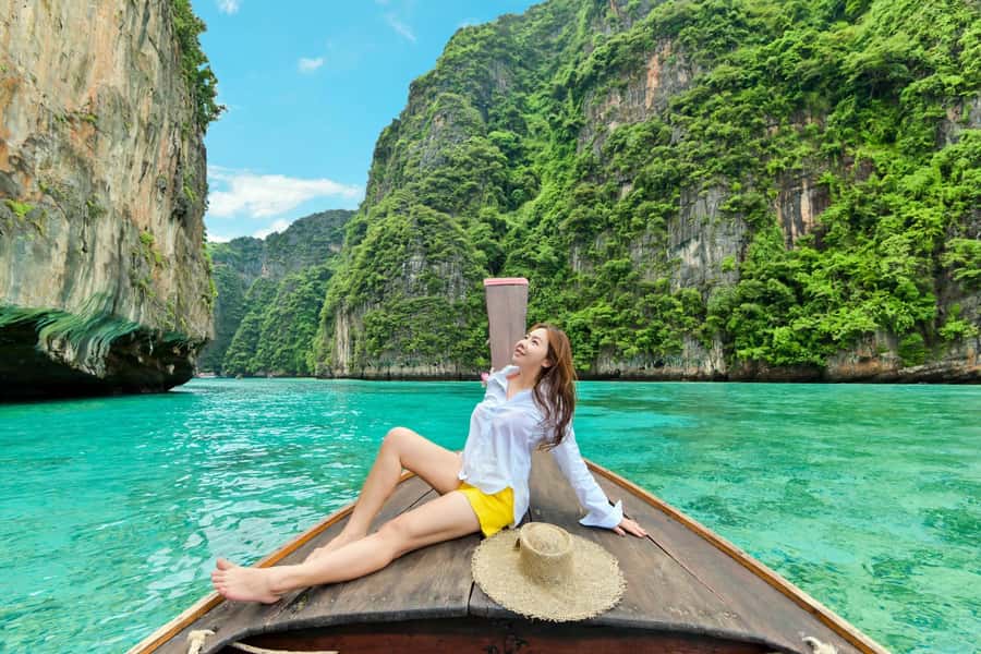Phuket: 2 Days Itinerary Islands Exclusive Day Tour - Hong Island by kayak/canoe: limestone caves you paddle through