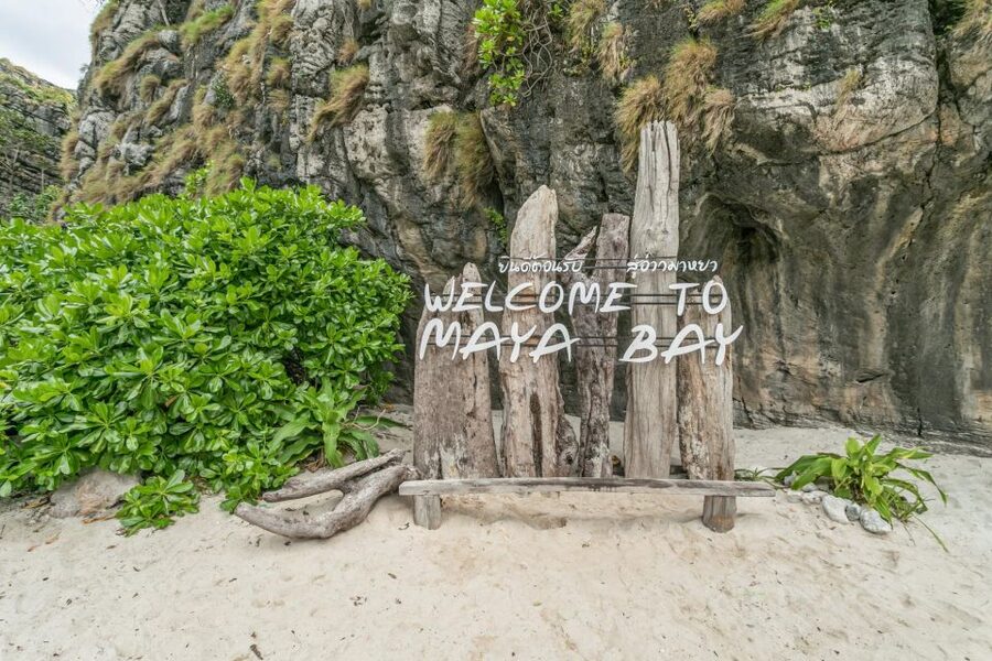 Phuket: 2 Days Itinerary Islands Exclusive Day Tour - Day 2: Phang Nga Bay and James Bond Island by speed boat