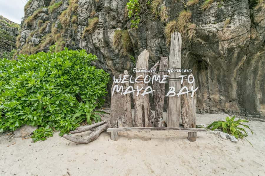 Phuket: 2 Days Itinerary Islands Exclusive Day Tour - Food and drinks: included meals across both days