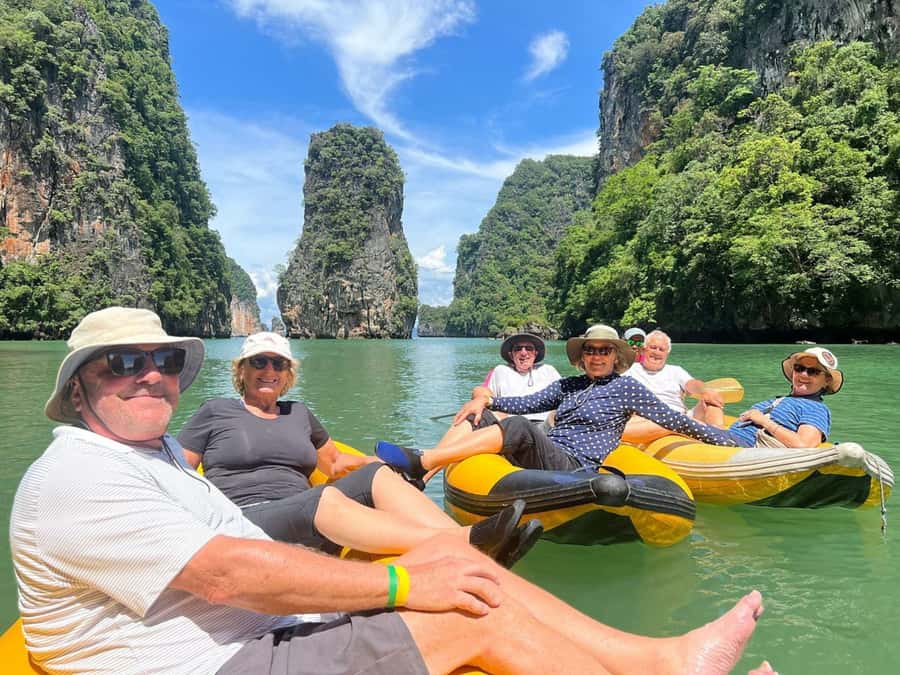 Phuket: 7 Wonders of Phang Nga Bay 6-Islands Tour - Panyee Island Floating Village Lunch and a Bit of Browsing