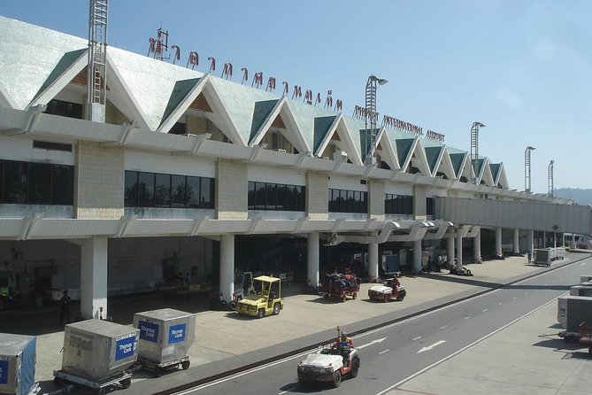 Phuket Airport Arrival Transfer : Airport to Hotel in Phuket - Who should book this arrival transfer