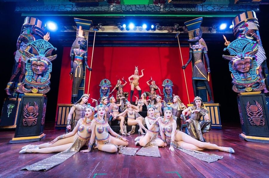 Phuket: Athena Cabaret Show Ticket with Roundtrip Transfer - How the Roundtrip Hotel Transfer Works in Real Life