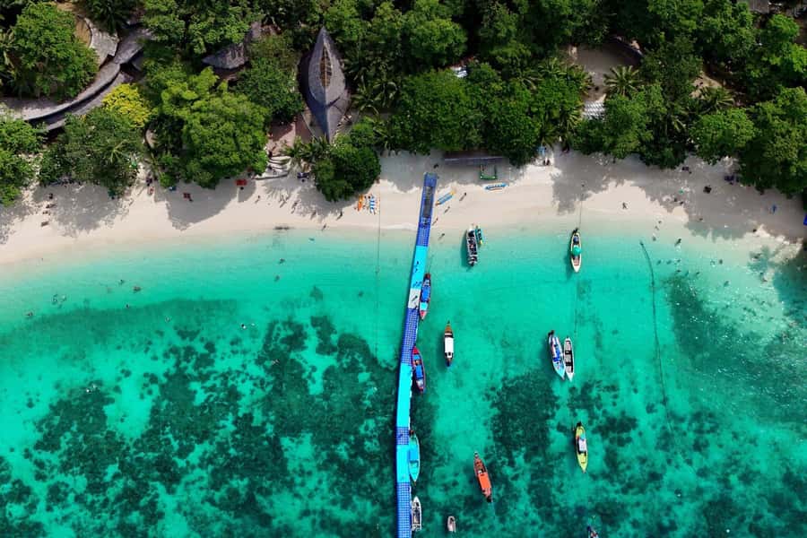 Phuket: Banana Beach Speedboat Island Experience with Lunch - Lunch With Thai Fried Rice and Fried Chicken (and a Food-Safety Note)