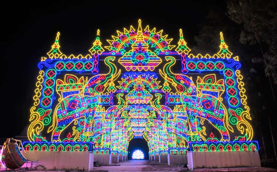 Phuket: Carnival Magic Ticket with Dinner and Transfer - River Palace Paradium: Where the Night Really Clicks