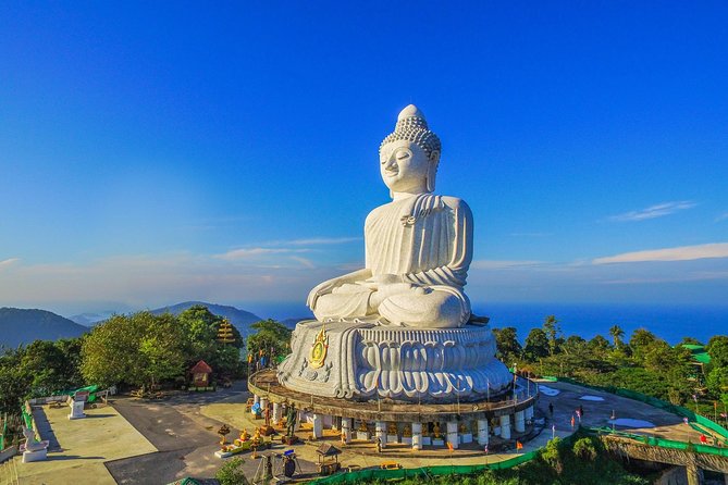 Phuket City and Sightseeing Tour - Cashew nut factory stop: the food souvenir with a point