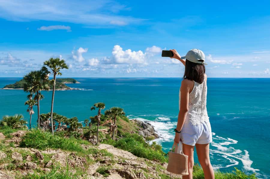 Phuket: City Highlights and Hidden Gems Instagram Tour - Big Buddha on the hill: iconic statue, short time, strong payoff