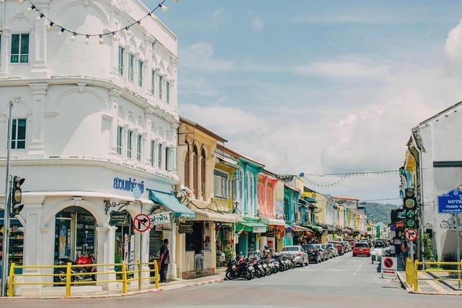 Phuket City Tour Half Day ( Best Seller ) 7 Points - The smart value of a Phuket city highlights half day
